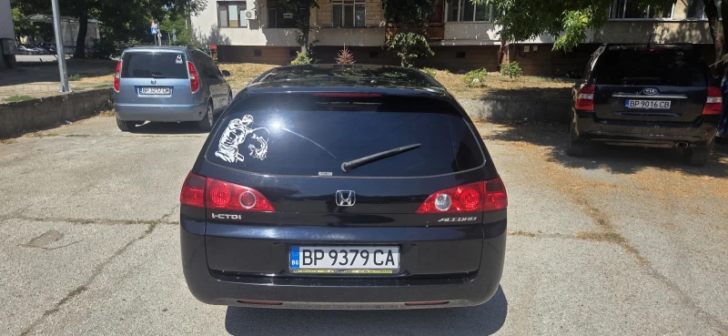 Honda Accord, снимка 8 - Автомобили и джипове - 52409050