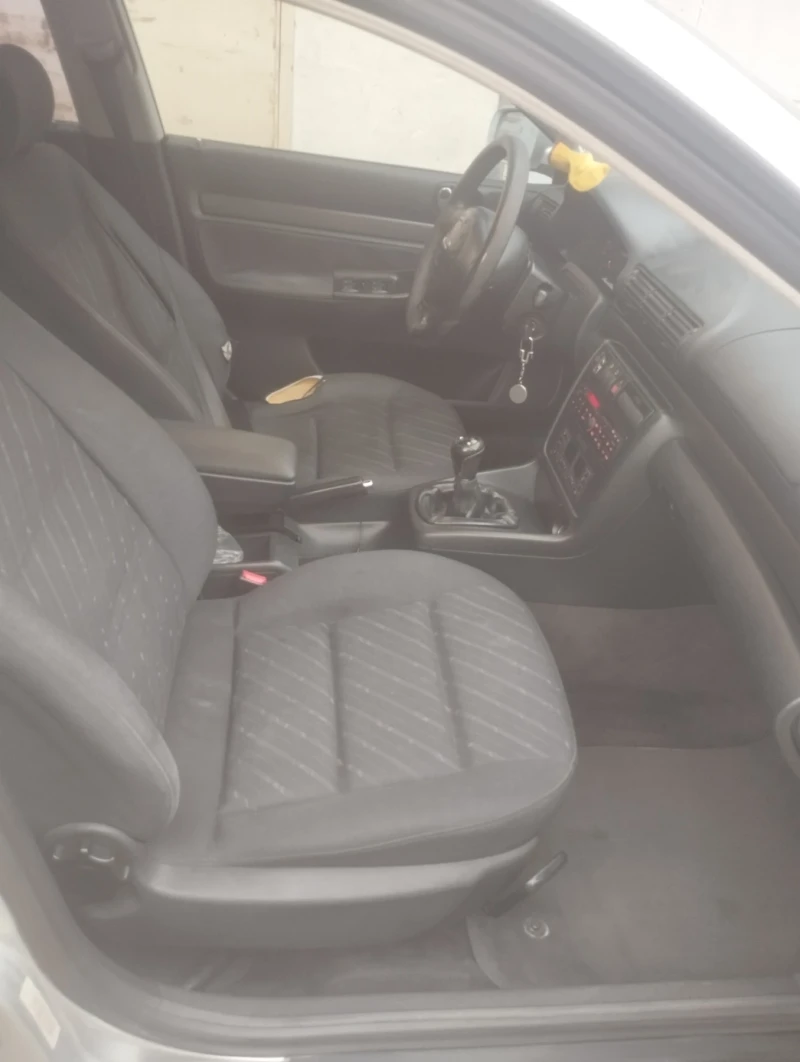 Audi A4, снимка 6 - Автомобили и джипове - 52344867