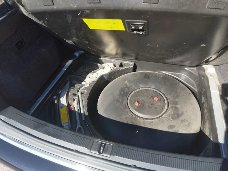 Audi A8, снимка 16 - Автомобили и джипове - 52635081