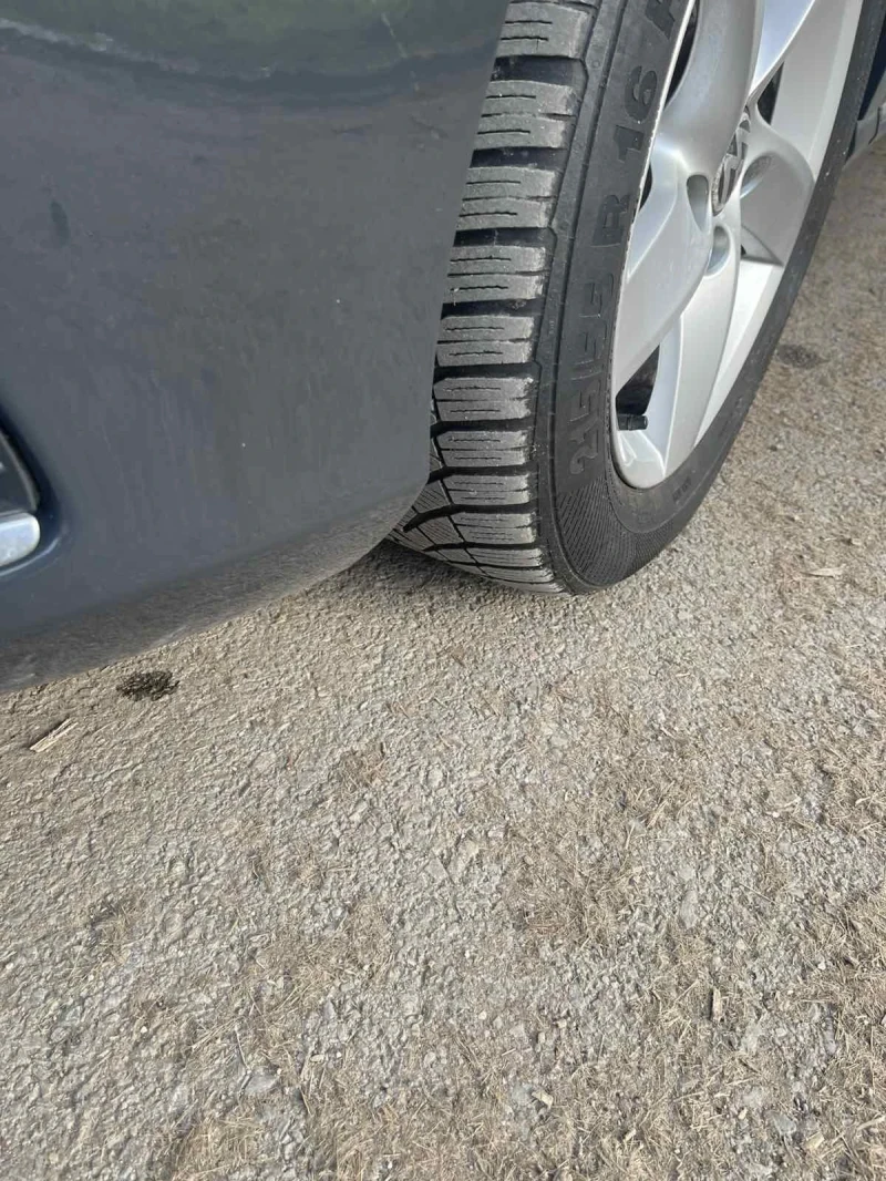 VW Passat 2.0 TDI, 140 к.с , снимка 15 - Автомобили и джипове - 53446019