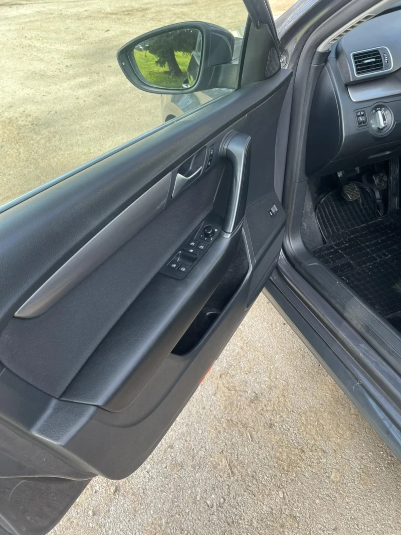 VW Passat 2.0 TDI, 140 к.с , снимка 5 - Автомобили и джипове - 53446019