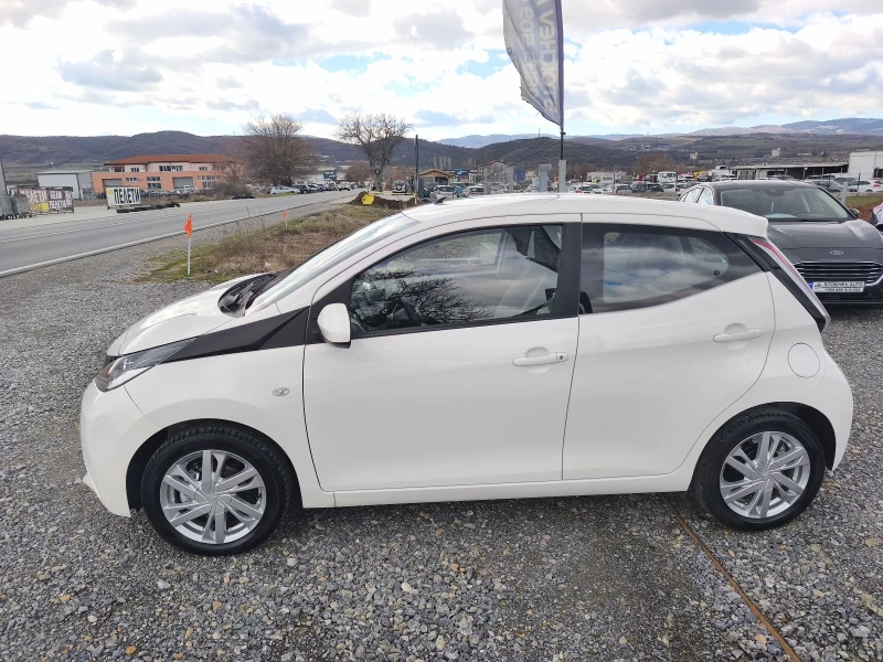 Toyota Aygo, снимка 5 - Автомобили и джипове - 53524745