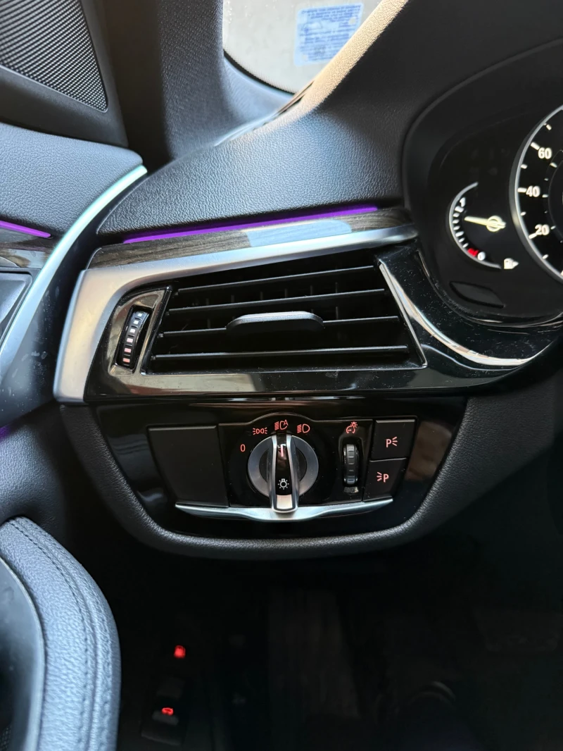 BMW 530E iPerformance, снимка 10 - Автомобили и джипове - 53541581