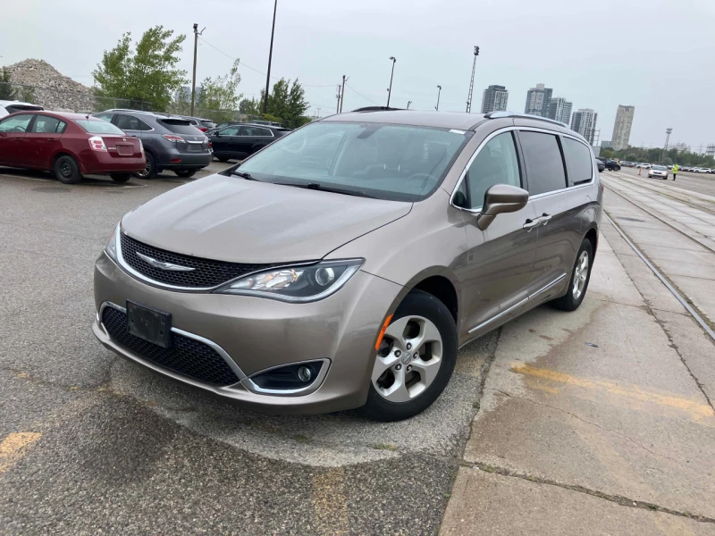 Chrysler Pacifica CARFAX* АВТОФИНАНСИРАНЕ* БЕЗ ПЪРВОНАЧАЛНА ВНОСКА* - 22000 лв. - 41645547 1