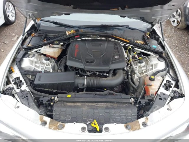 Alfa Romeo Giulia Ti AWD 280кс * Възможност за Лизинг* , снимка 16 - Автомобили и джипове - 52663459