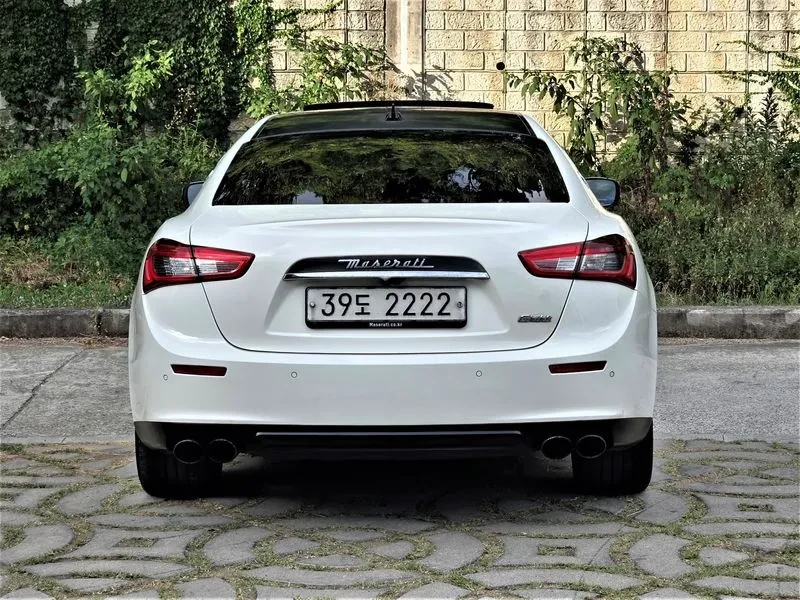 Maserati Ghibli 3.0 Diesel 3Rd Generation, снимка 4 - Автомобили и джипове - 55788520