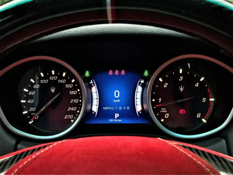 Maserati Ghibli 3.0 Diesel 3Rd Generation, снимка 9 - Автомобили и джипове - 55788520