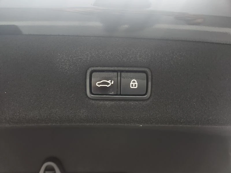 Kia K9 3.8 Automatic КРАЙНА ЦЕНА: 15142 EUR !!!РЕАЛНА КРА, снимка 12 - Автомобили и джипове - 55968222