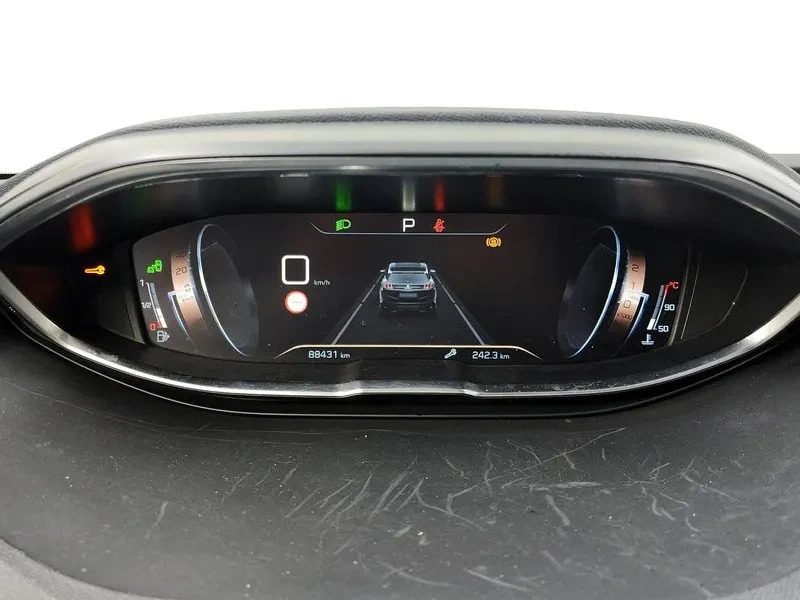 Peugeot 3008 1.5 BlueHDI GT - САМО 30% АВАНС, снимка 15 - Автомобили и джипове - 55987599