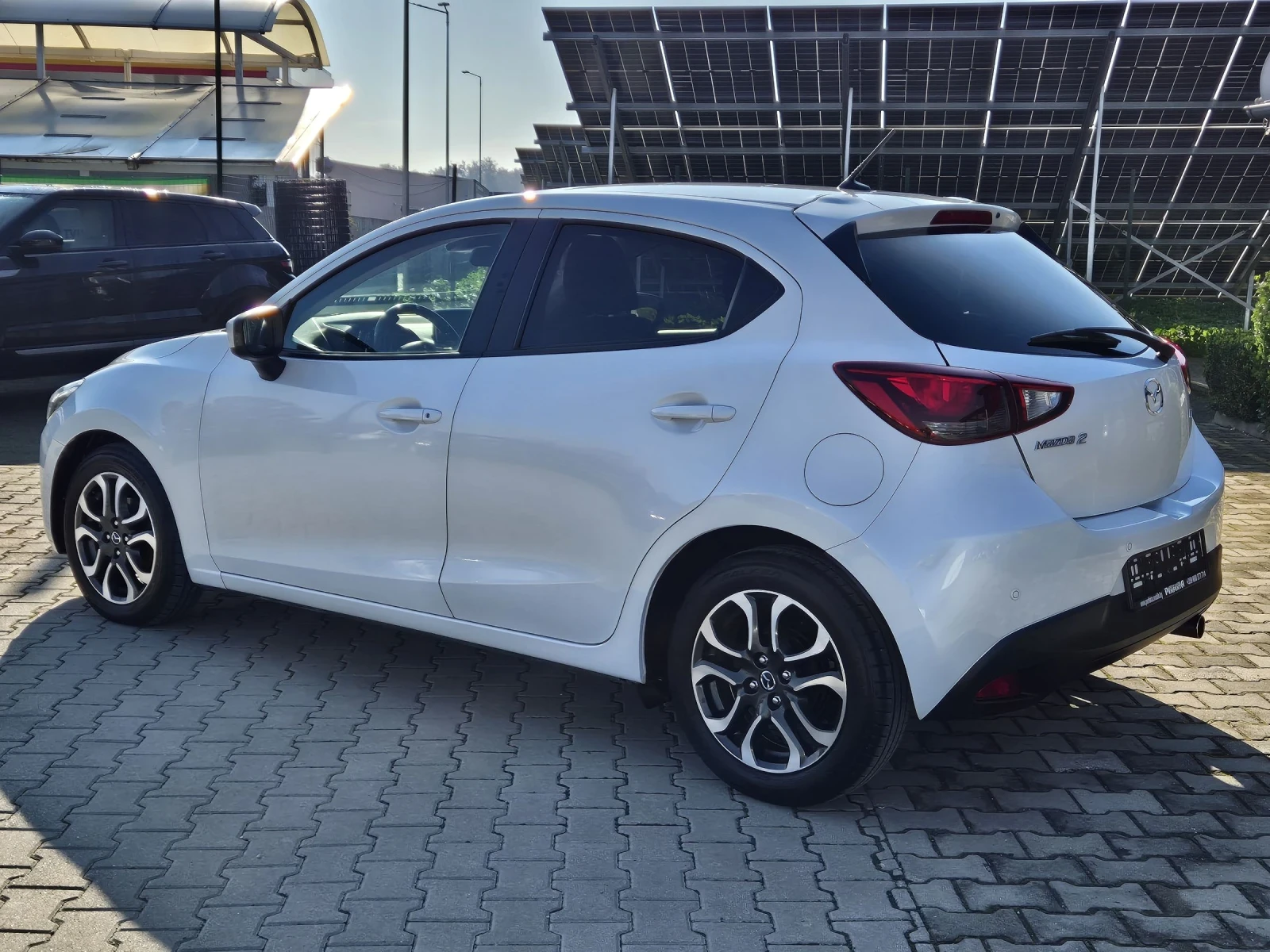 Mazda 2 1.5 диз.105к.с. - изображение 10