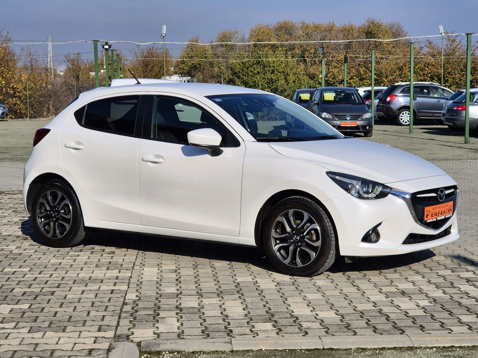 Mazda 2 1.5 диз.105к.с. - изображение 6