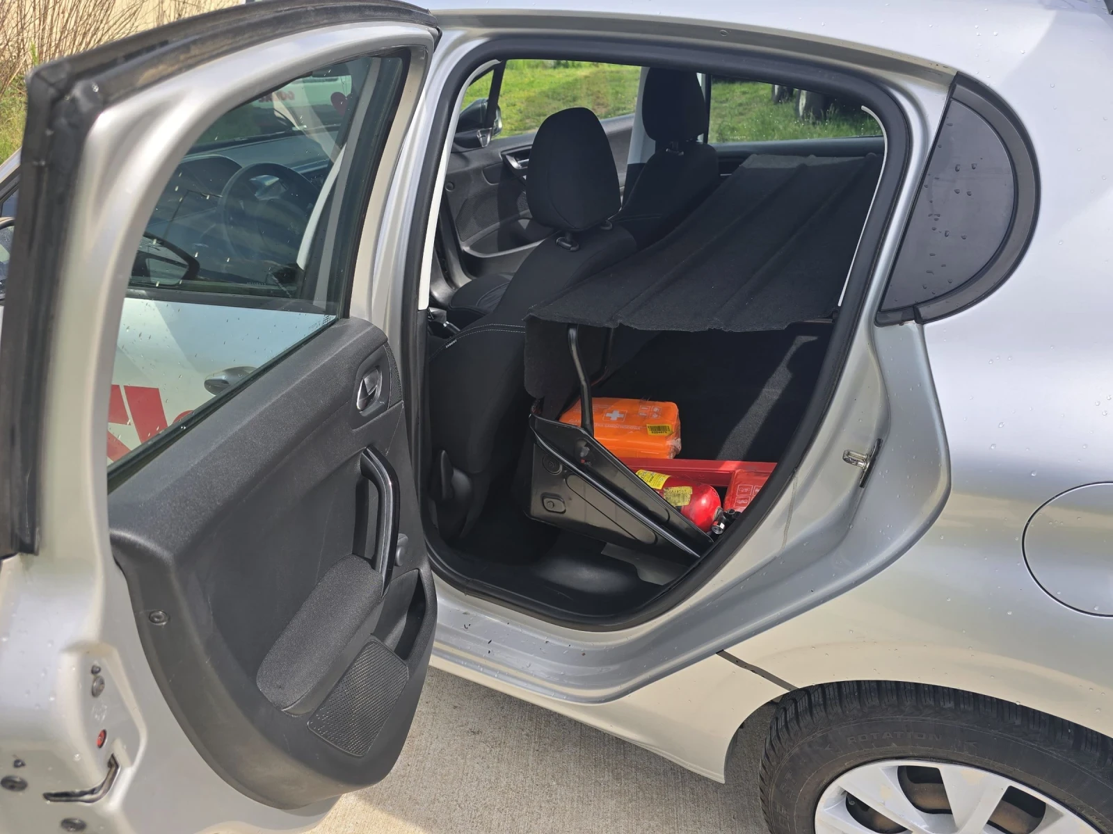 Peugeot 208 1.4 HDI/N1 - изображение 9