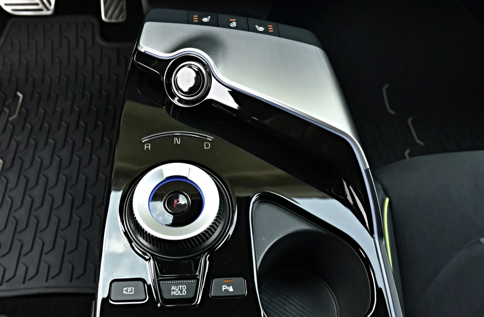 Kia EV6 GT AWD PANORAMA MERIDIAN   HEAD-UP  | Mobile.bg   12