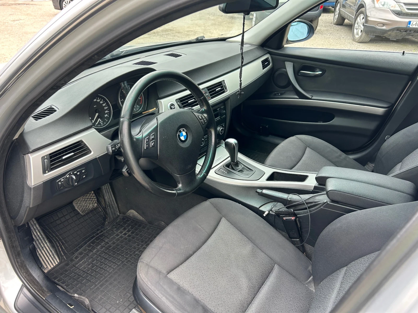 BMW 330 BMW 330xd Touring - изображение 6