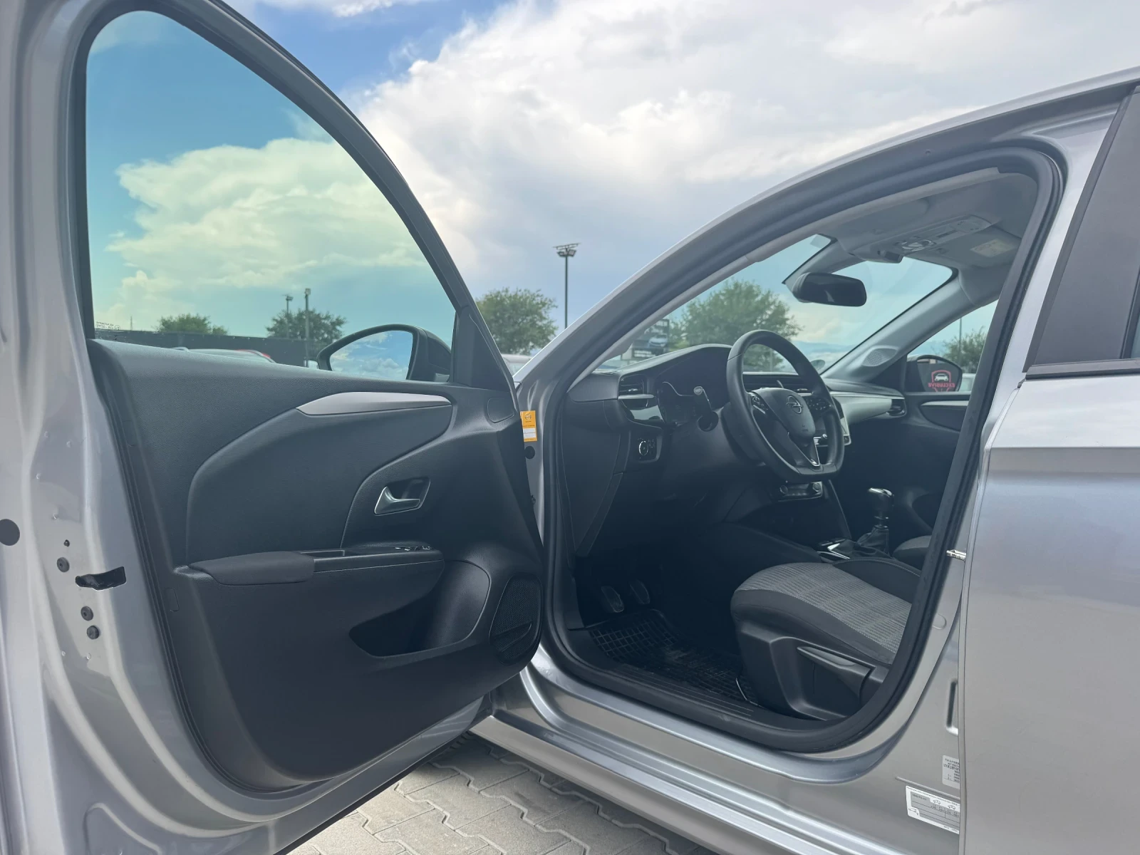Opel Corsa 1.5CDTI NOVA EURO-6 NAVI - изображение 9