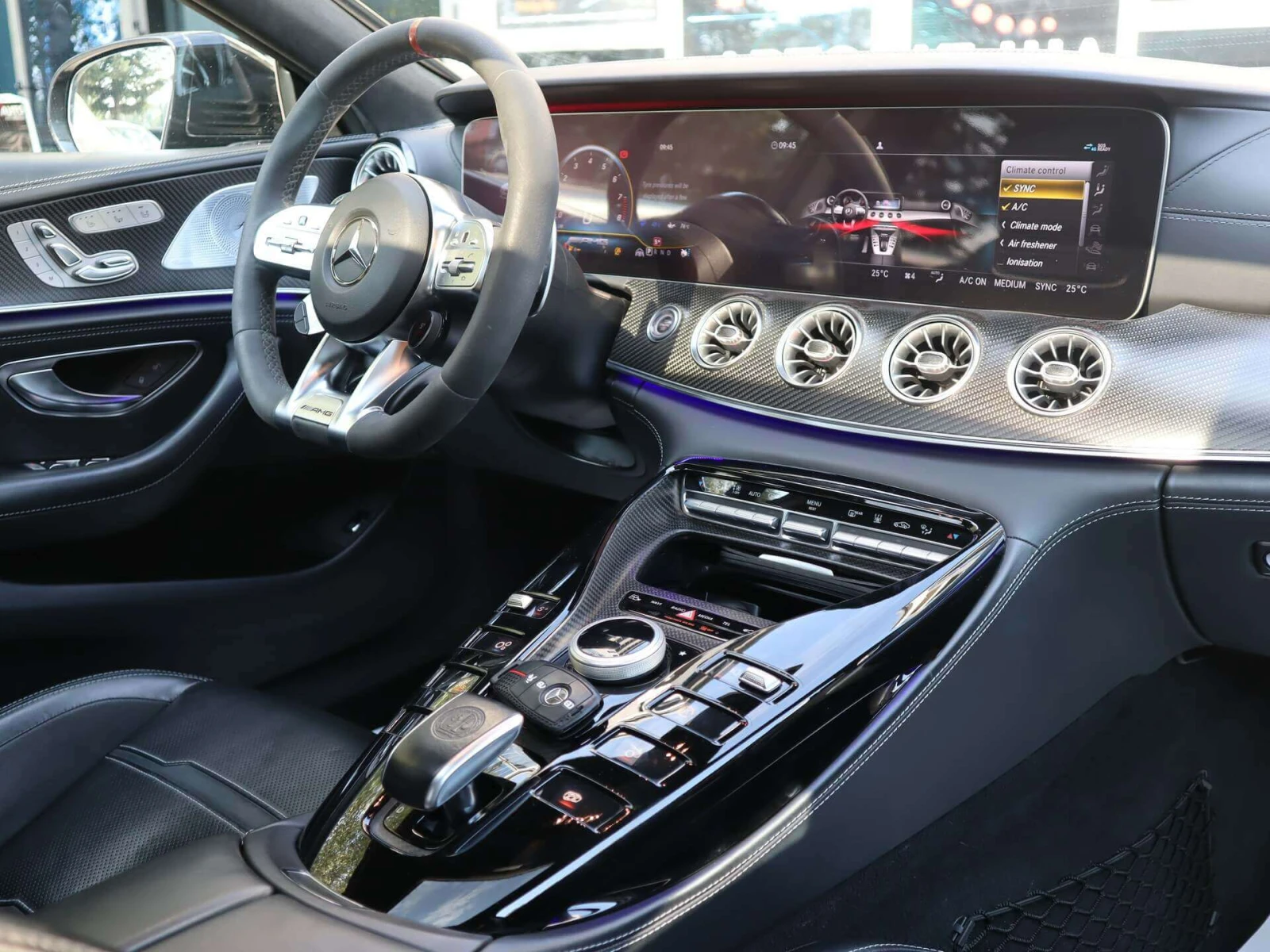 Mercedes-Benz AMG GT 63/4Matic+ /Carbon/Обдувхане/Burm/Kамера 360/AIR - изображение 8