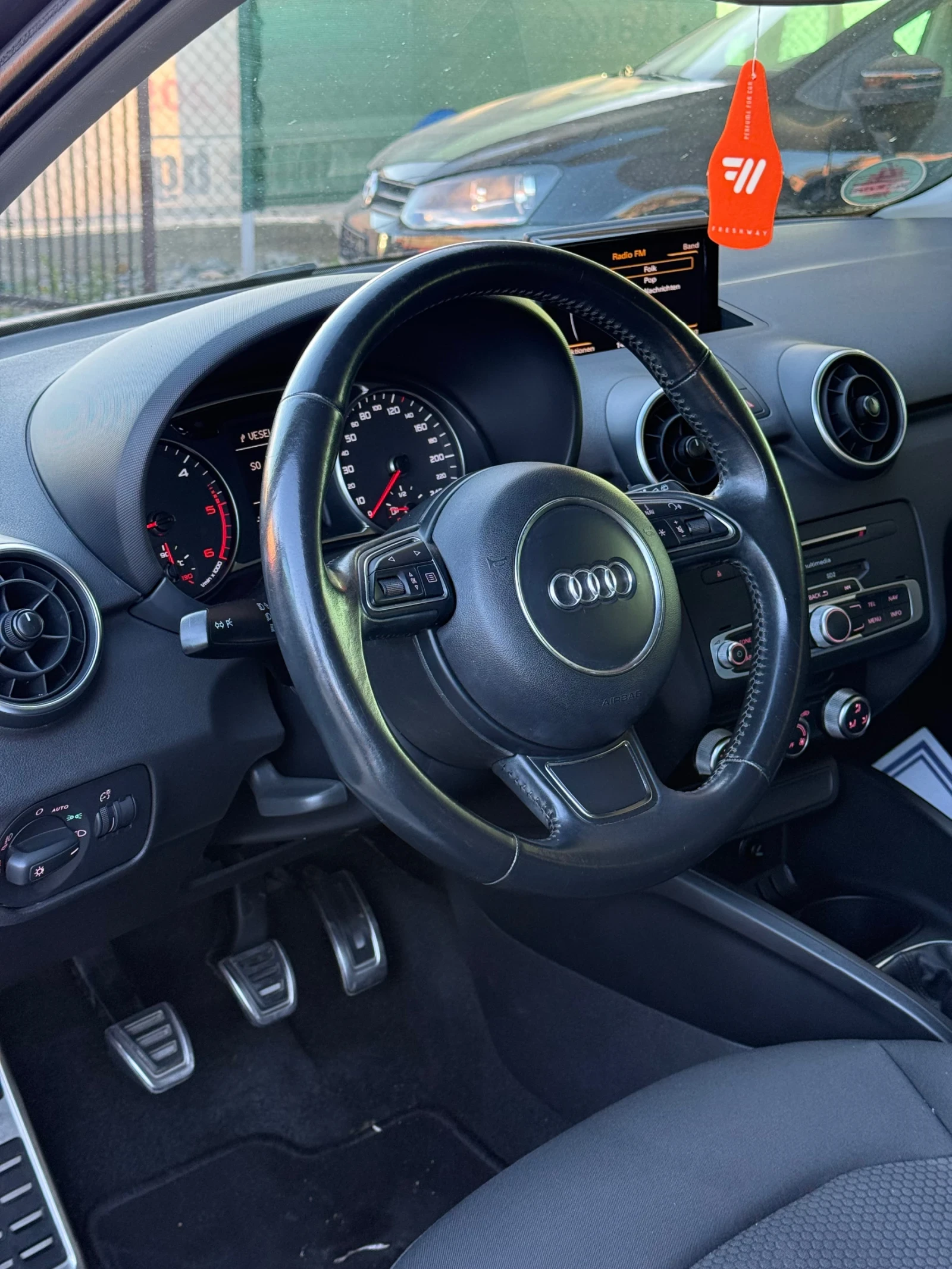 Audi A1 1.4TDI ULTRA | Mobile.bg   11