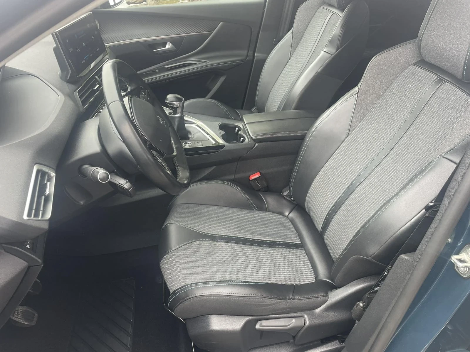 Peugeot 3008 1.5 bluehdi Active - изображение 10