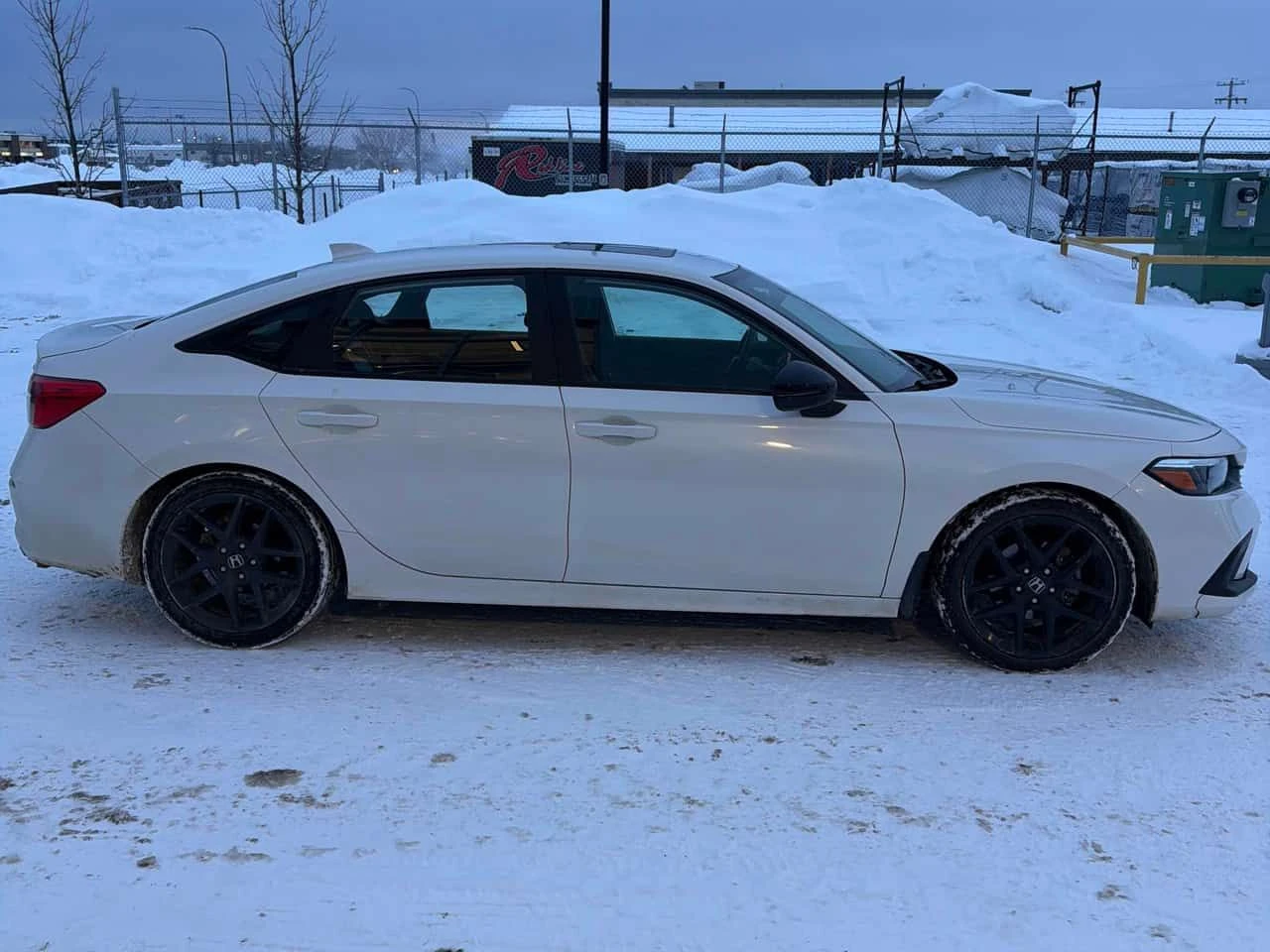 Honda Civic * Sport * CARFAX * ПАНО * KEYLESS * ПОДГРЕВИ *  - изображение 3