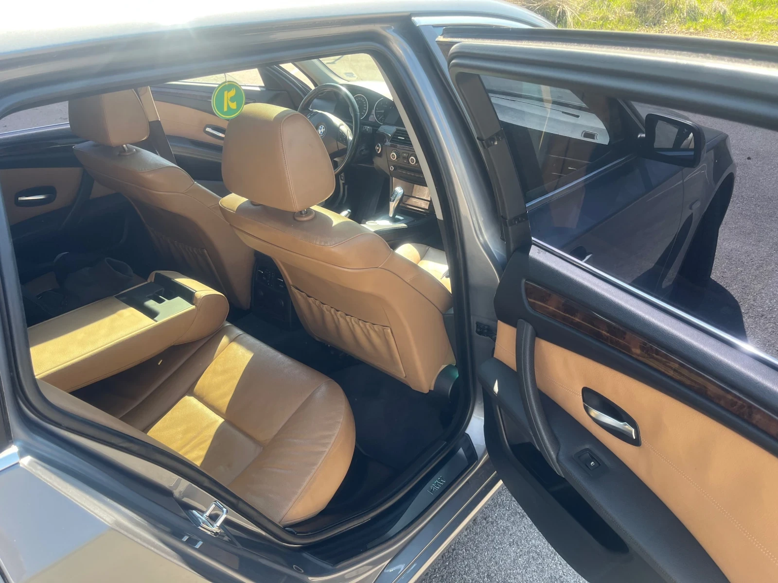 BMW 530 XD, снимка 12 - Автомобили и джипове - 53937403