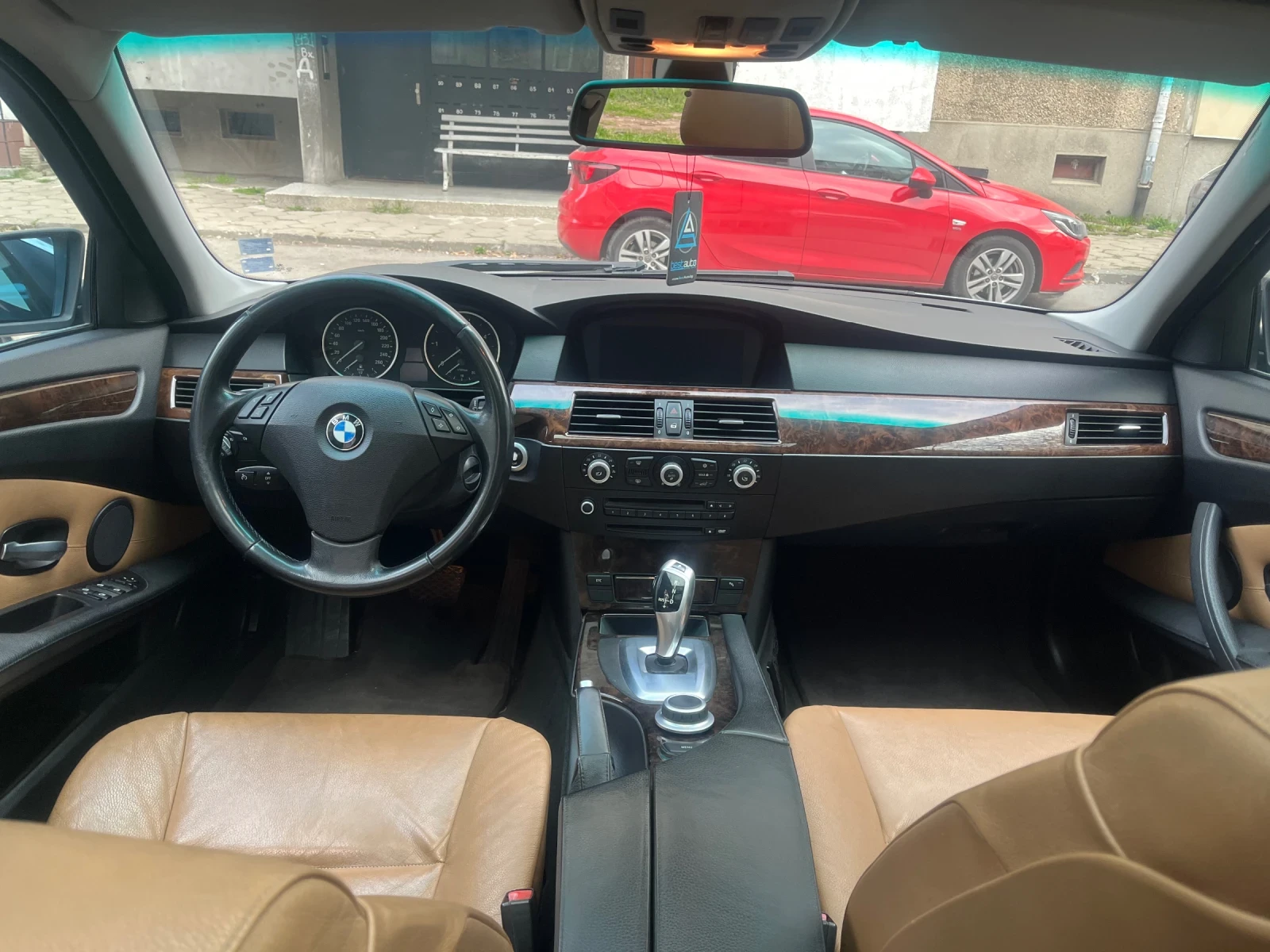 BMW 530 XD, снимка 11 - Автомобили и джипове - 53937403