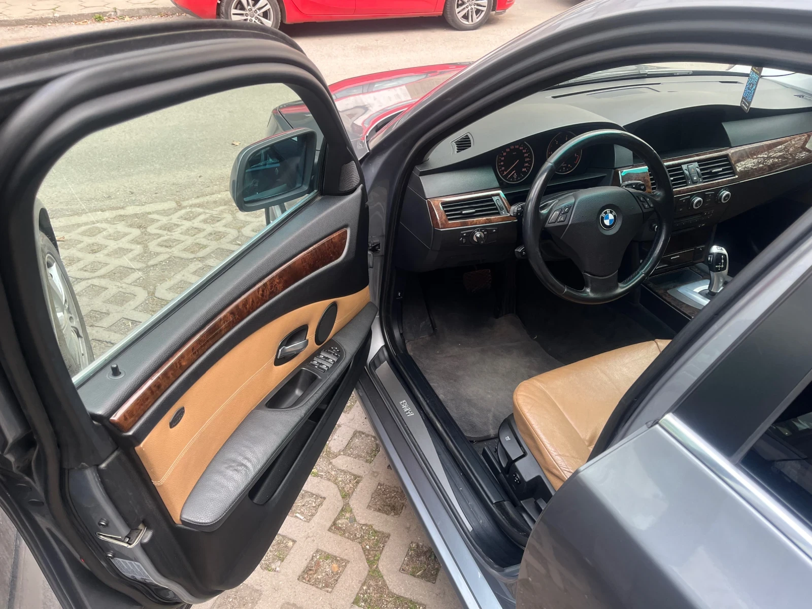 BMW 530 XD, снимка 6 - Автомобили и джипове - 53937403