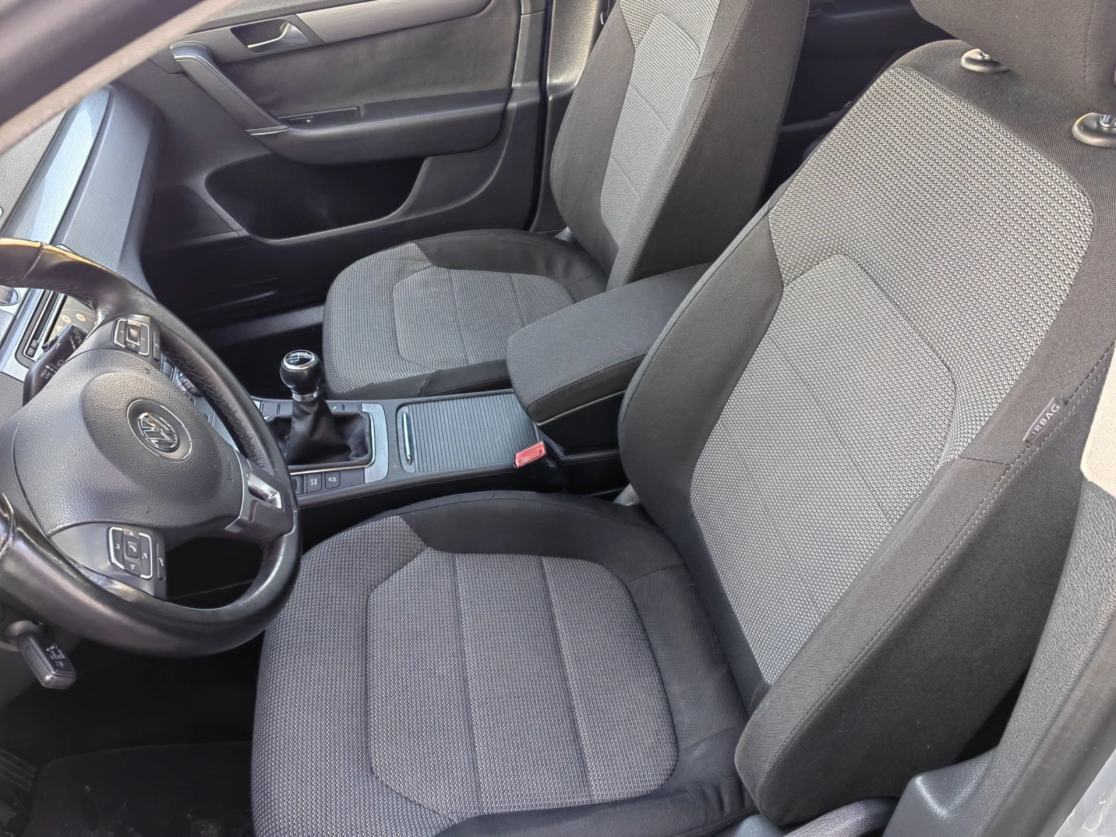 VW Passat 2.0TDi 140, снимка 8 - Автомобили и джипове - 54325783