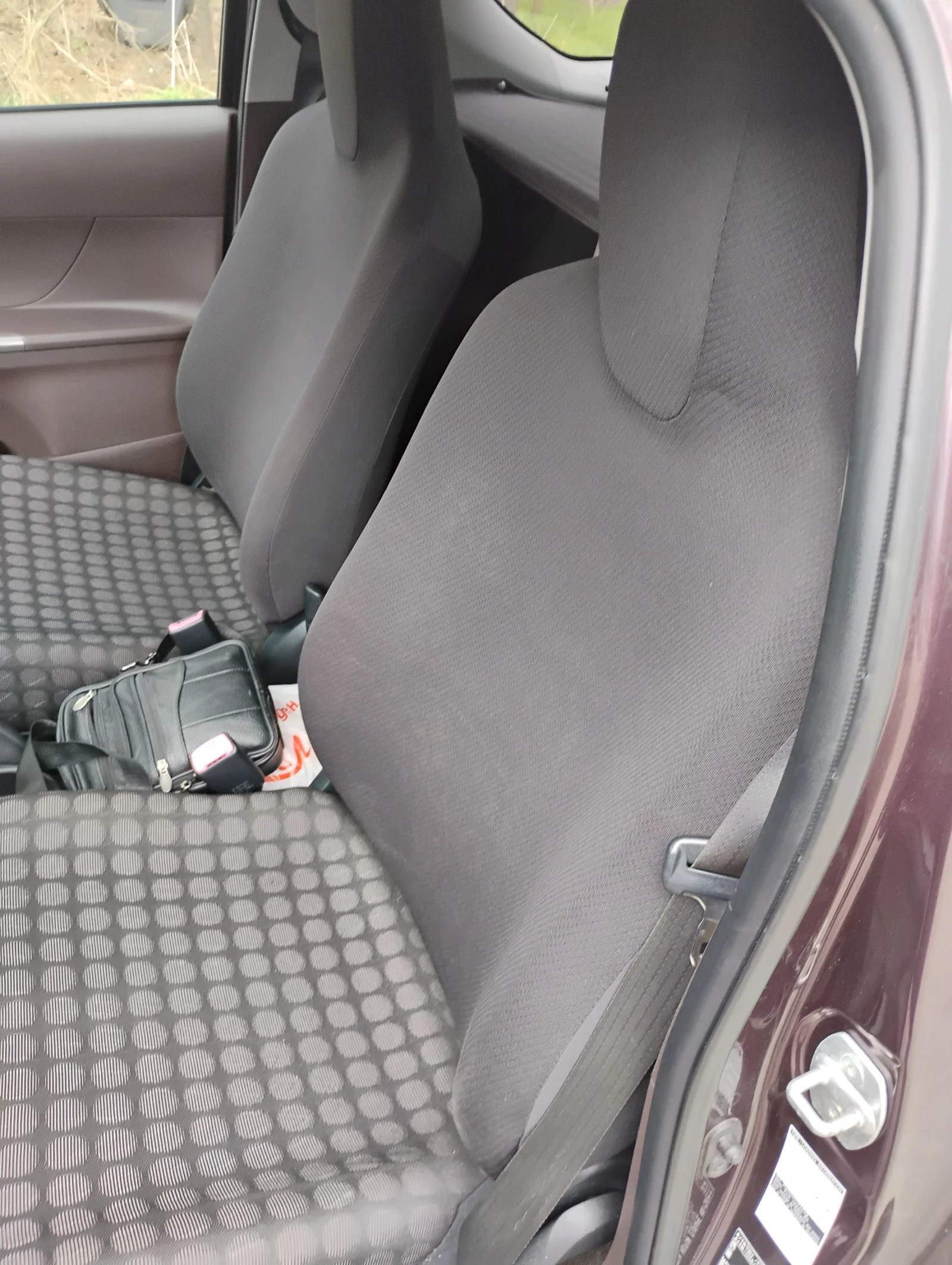 Toyota IQ, снимка 8 - Автомобили и джипове - 54364866