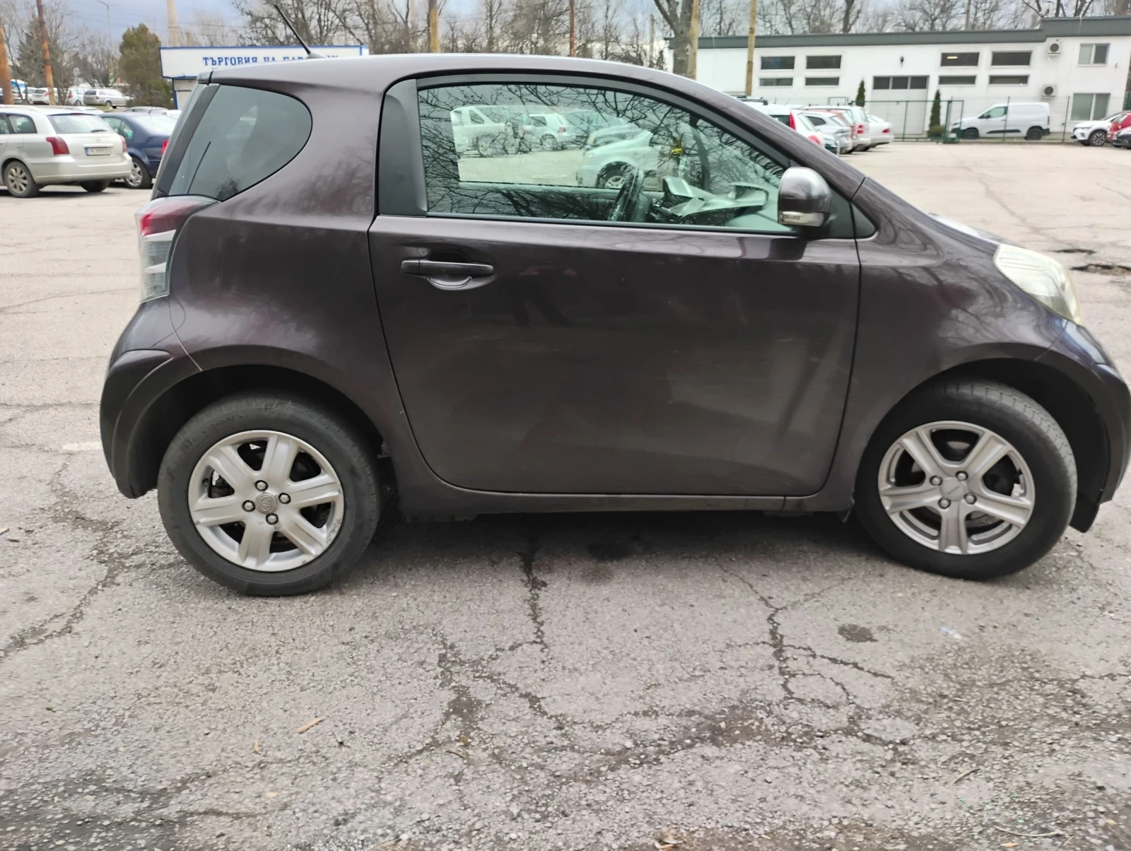 Toyota IQ, снимка 4 - Автомобили и джипове - 54364866