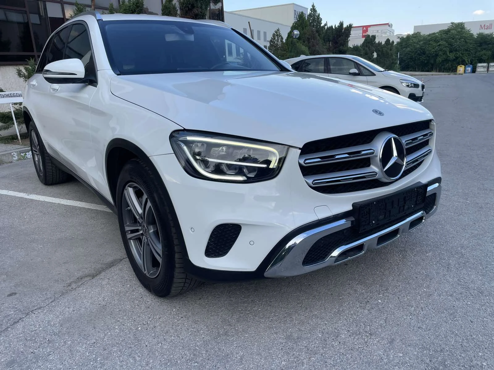 Mercedes-Benz GLC 200 d* FACELIFT* Sport, снимка 2 - Автомобили и джипове - 55051768