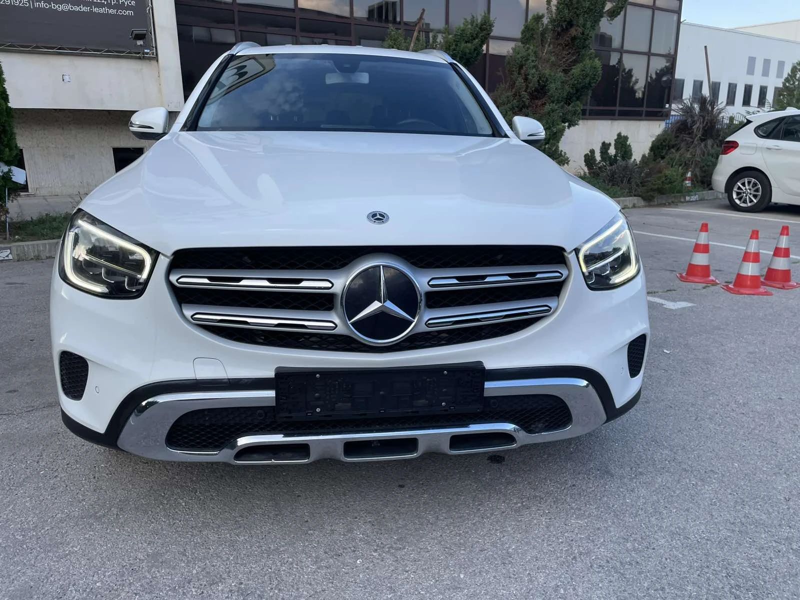 Mercedes-Benz GLC 200 d* FACELIFT* Sport, снимка 3 - Автомобили и джипове - 55051768