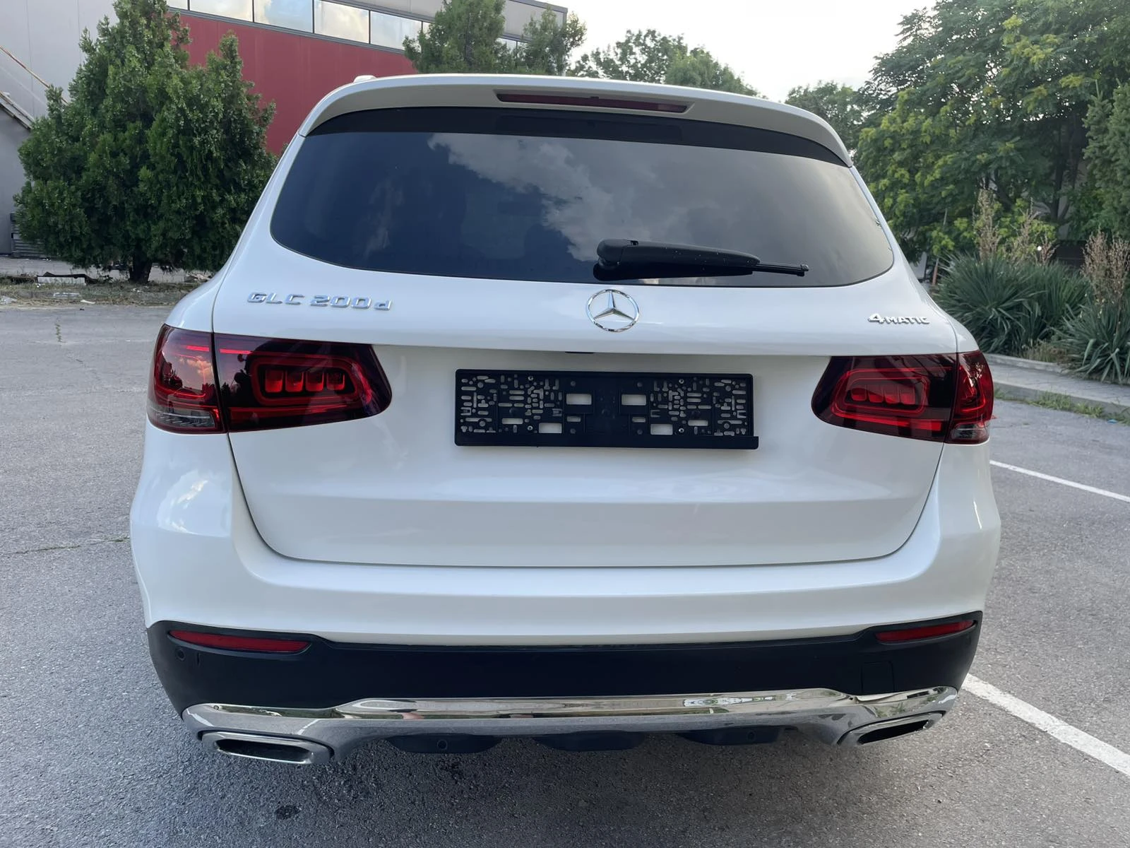 Mercedes-Benz GLC 200 d* FACELIFT* Sport, снимка 6 - Автомобили и джипове - 55051768