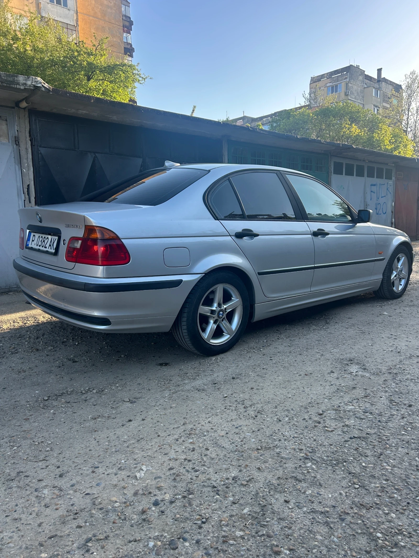 BMW 320, снимка 3 - Автомобили и джипове - 54765365