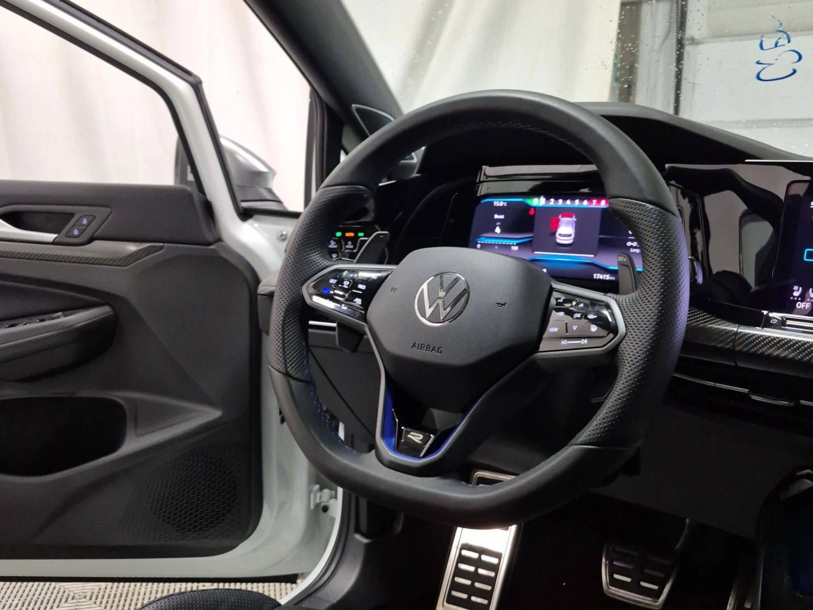 VW Golf R, снимка 13 - Автомобили и джипове - 54858925