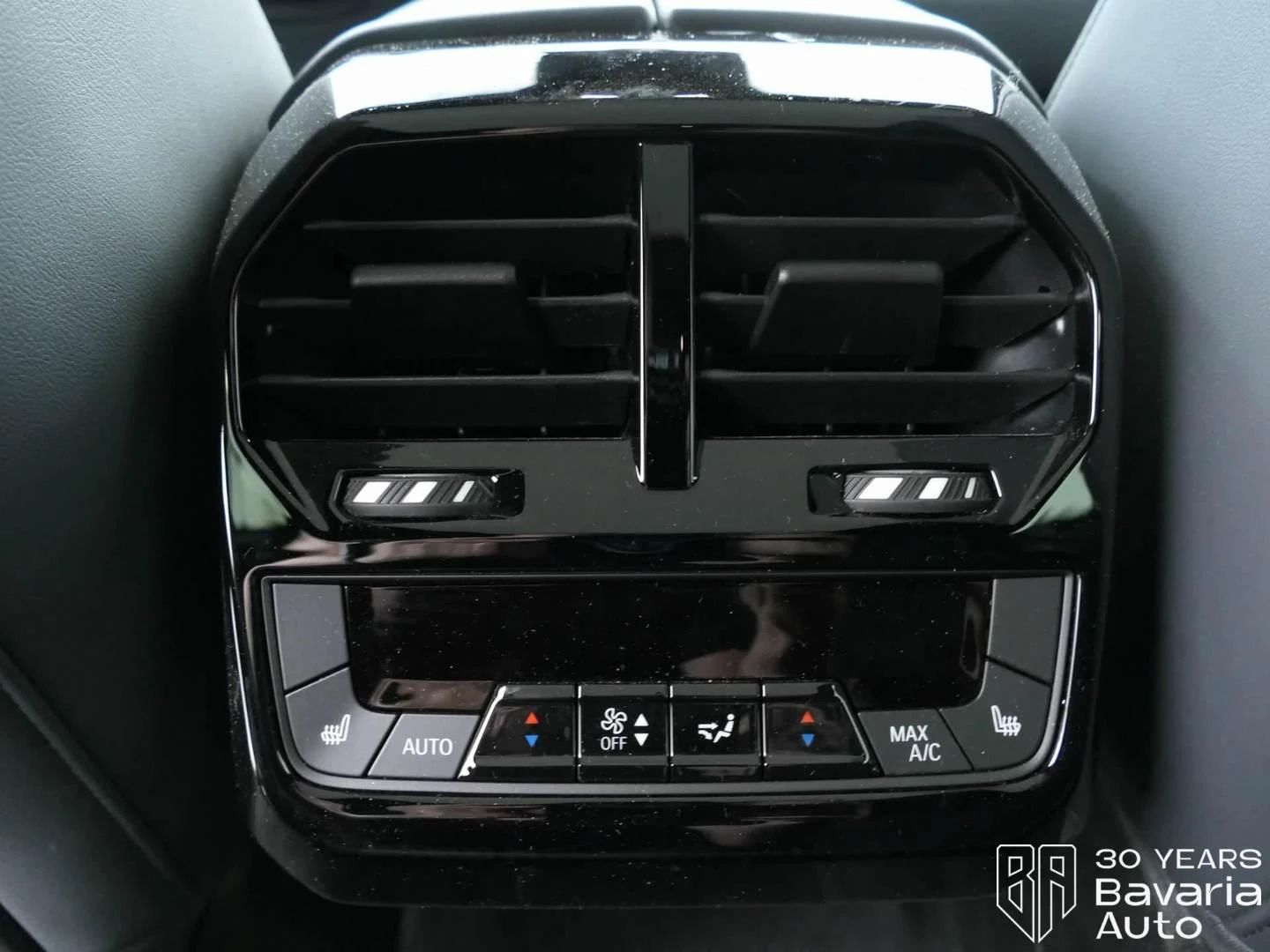 BMW iX 50 xDrive Sport, снимка 14 - Автомобили и джипове - 55230614