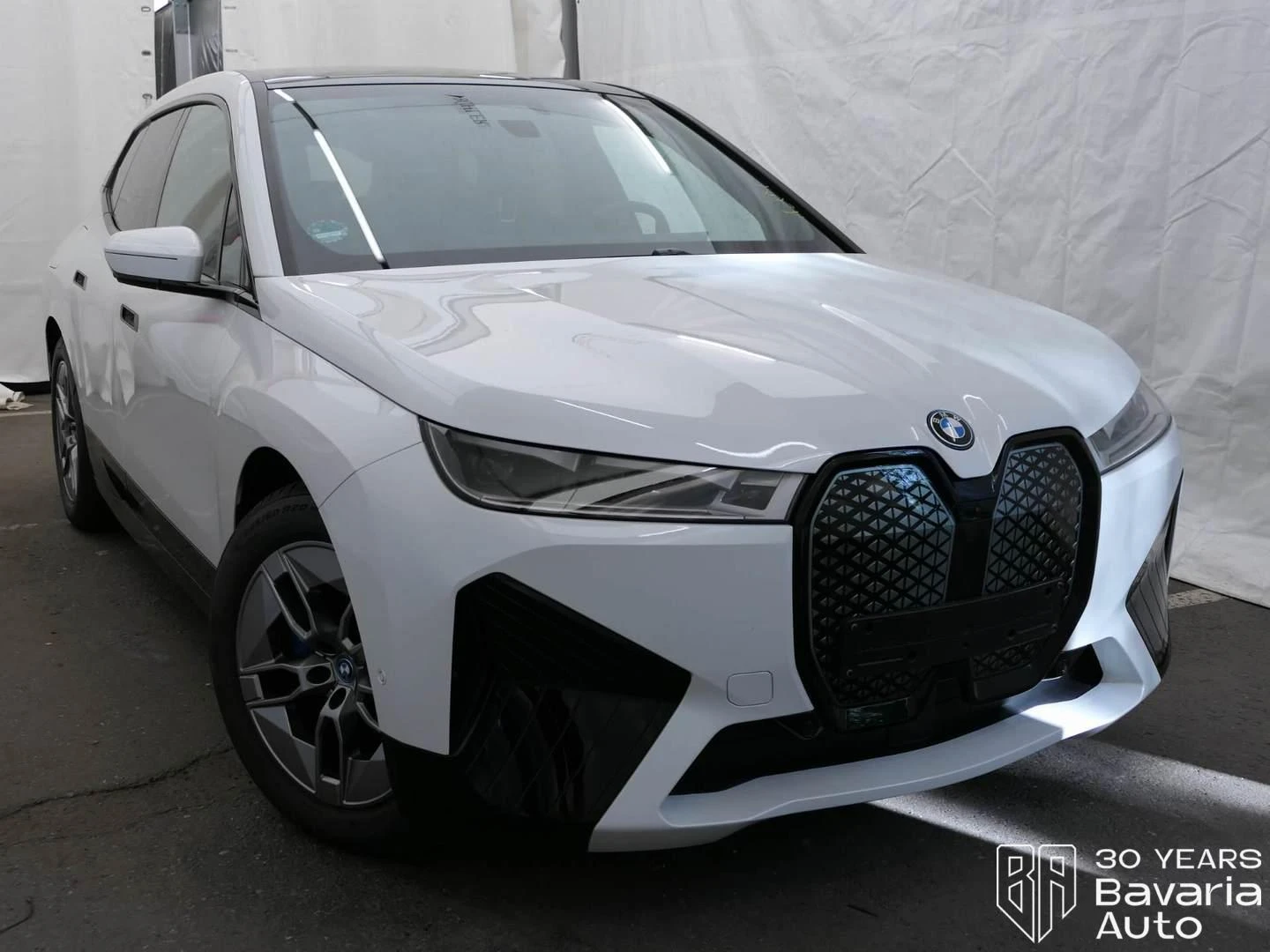 BMW iX 50 xDrive Sport, снимка 4 - Автомобили и джипове - 55230614