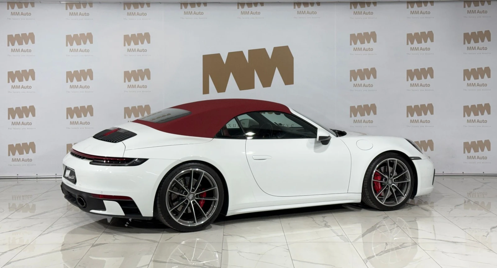 Porsche 911 4S Cabrio* Chrono* Carbon* Lift* Burm* Гаранция* V, снимка 3 - Автомобили и джипове - 55308193