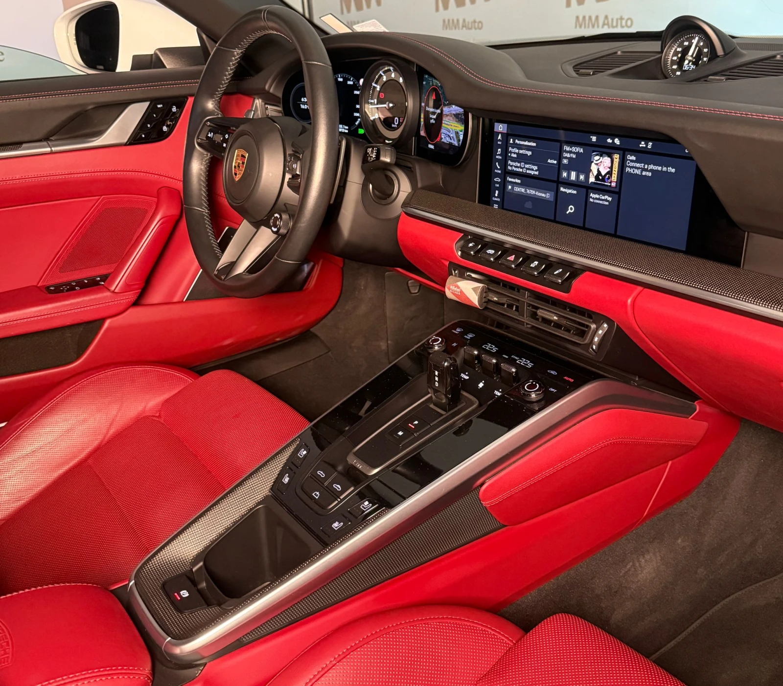 Porsche 911 4S Cabrio* Chrono* Carbon* Lift* Burm* Гаранция* V, снимка 10 - Автомобили и джипове - 55308193