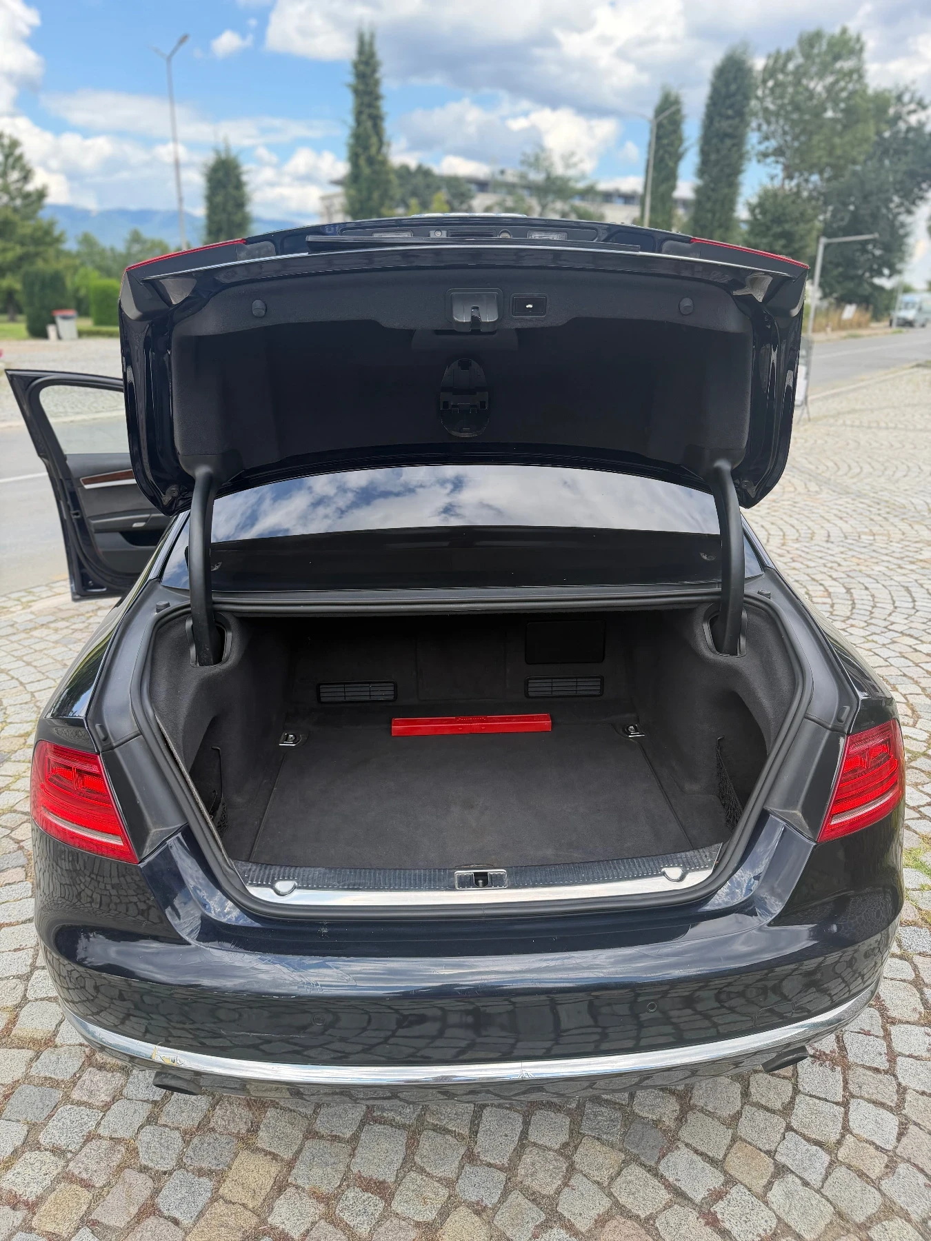 Audi A8 Audi A8L, снимка 7 - Автомобили и джипове - 55395441