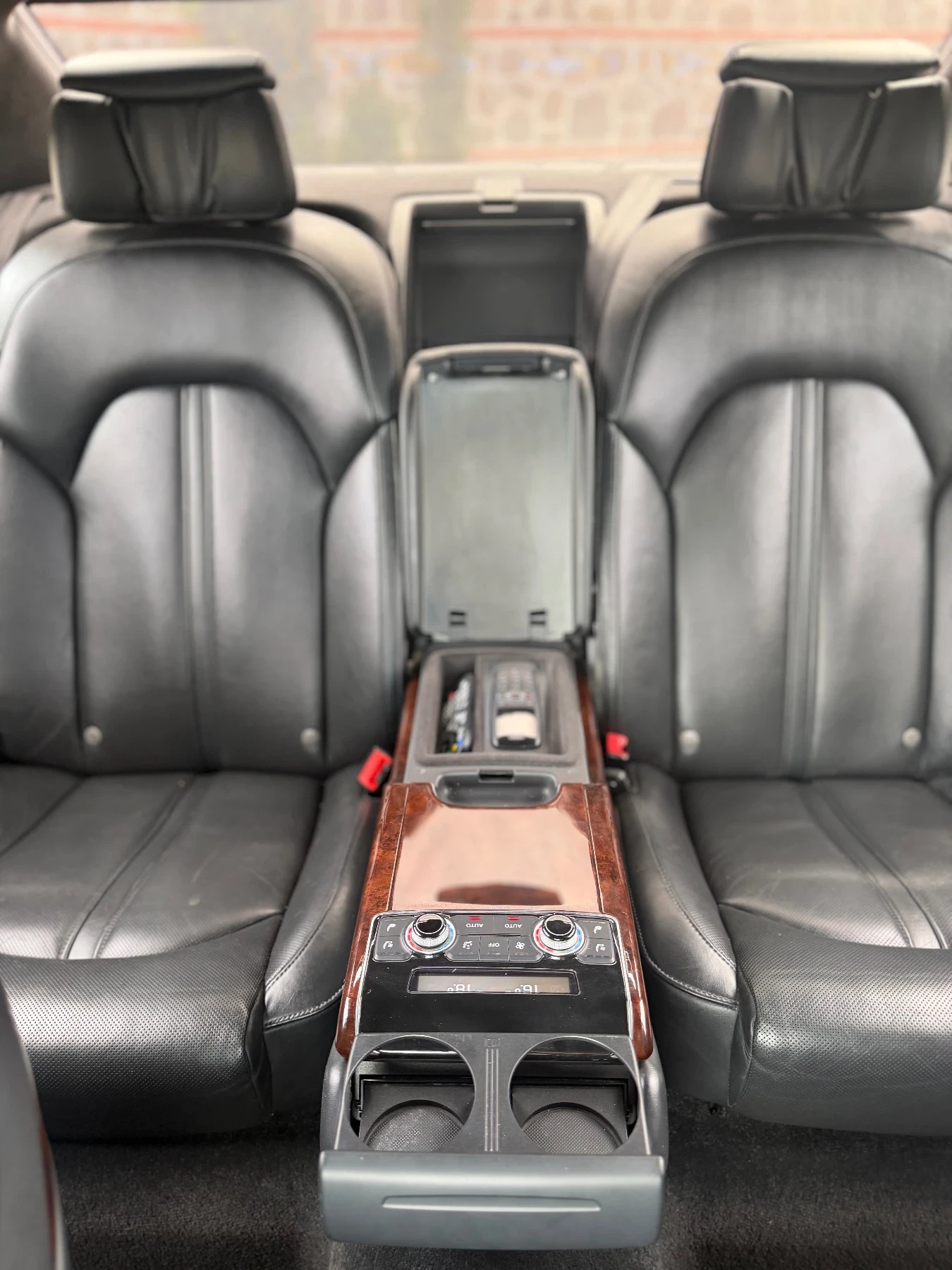 Audi A8 Audi A8L, снимка 13 - Автомобили и джипове - 55395441