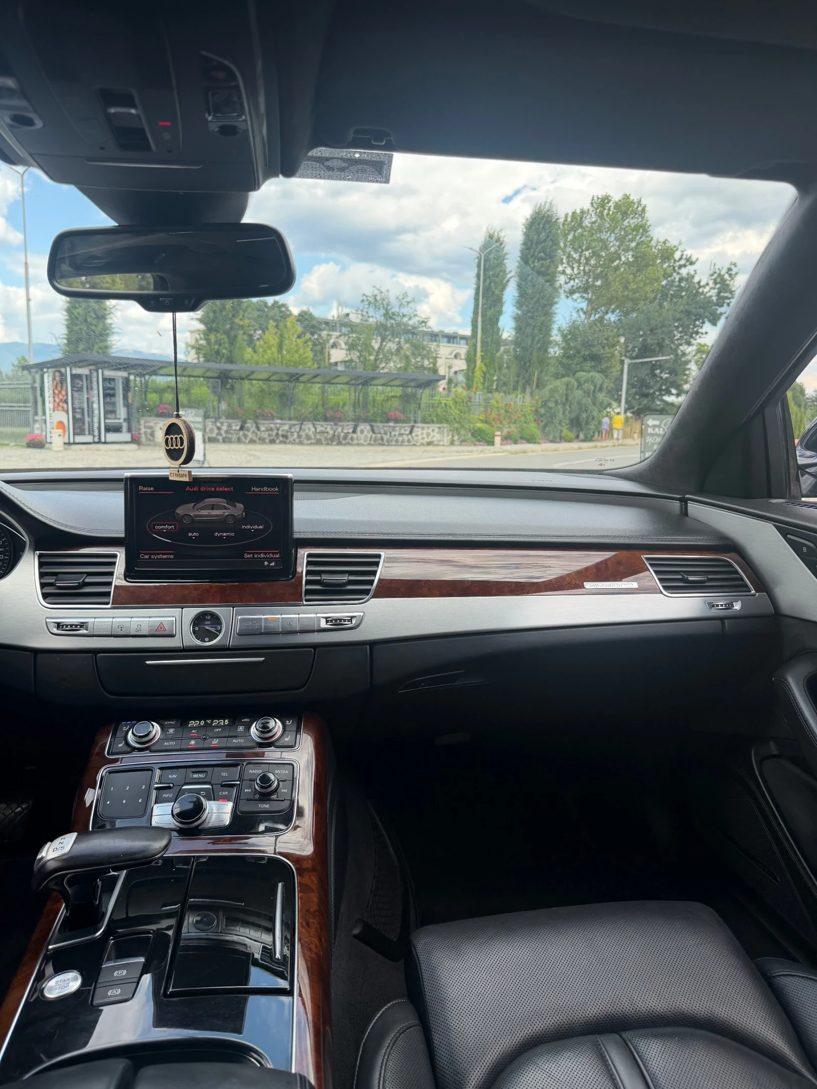 Audi A8 Audi A8L, снимка 10 - Автомобили и джипове - 55395441