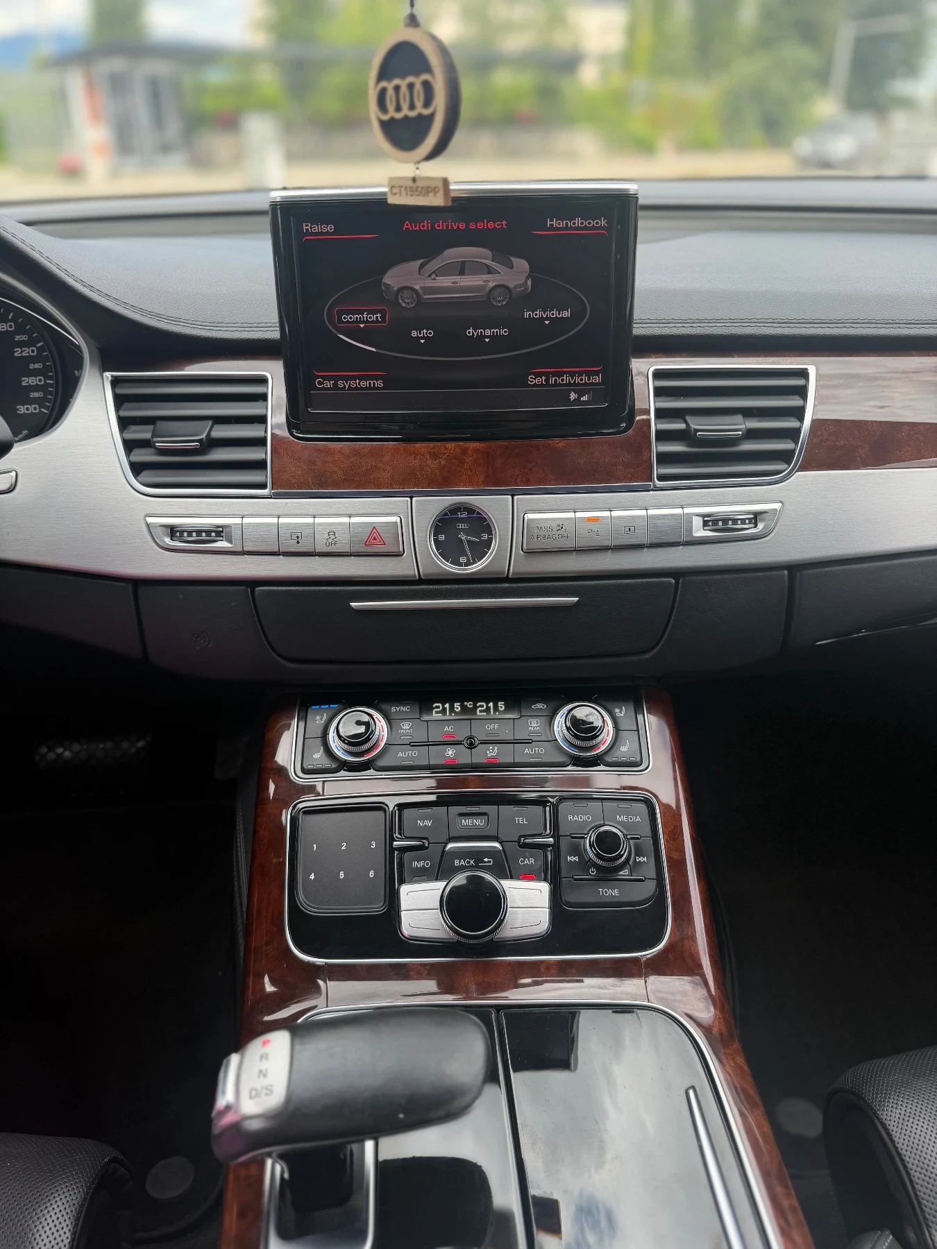Audi A8 Audi A8L, снимка 12 - Автомобили и джипове - 55395441