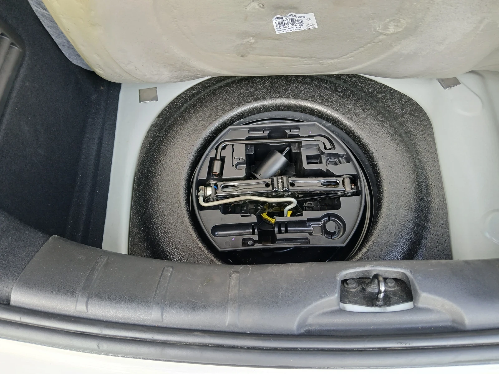 Citroen C3 2012, снимка 13 - Автомобили и джипове - 55969112