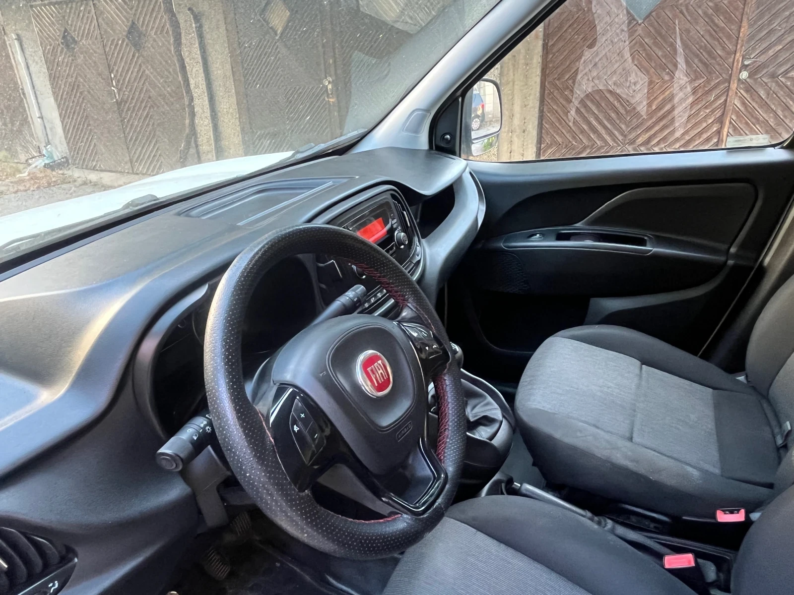 Fiat Doblo 2.0 M-JET КЛИМАТИК МАКСИ БАЗА, снимка 9 - Автомобили и джипове - 55935713