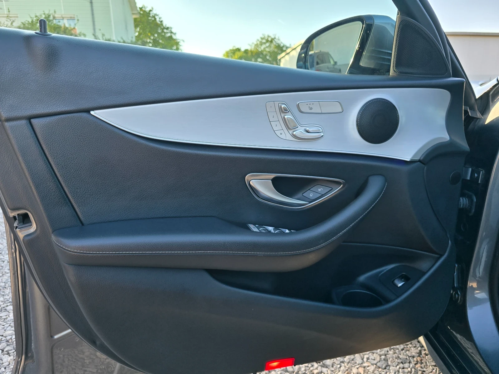 Mercedes-Benz E 400 Е400D 4-MATIC FACELIFT, снимка 13 - Автомобили и джипове - 56297515