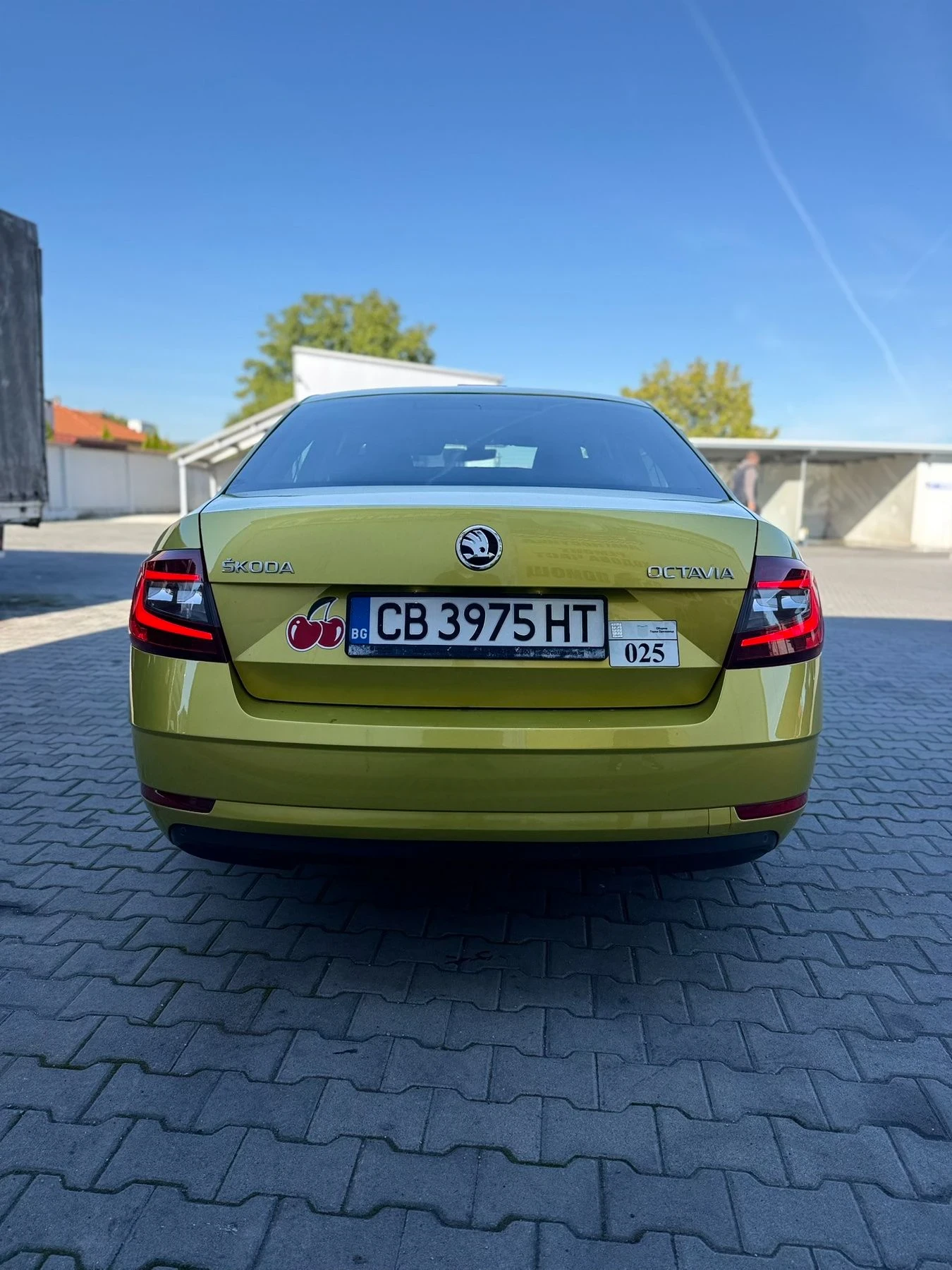 Skoda Octavia 1.6, снимка 5 - Автомобили и джипове - 56334850