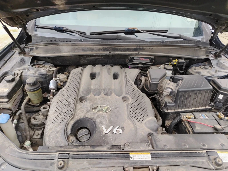 Hyundai Santa fe 2.7 газ/бензин, снимка 8 - Автомобили и джипове - 52055311