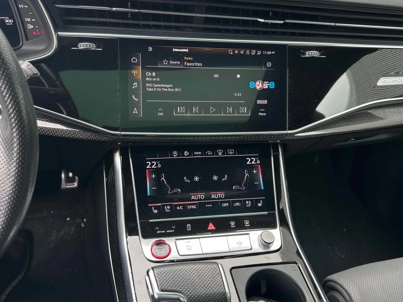 Audi SQ8 CARFAX * * АВТО КРЕДИТ * * , снимка 9 - Автомобили и джипове - 52673282