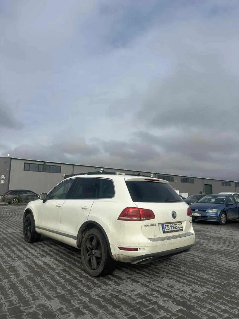 VW Touareg 3.0 tdi v6 blue motion, снимка 5 - Автомобили и джипове - 53370722