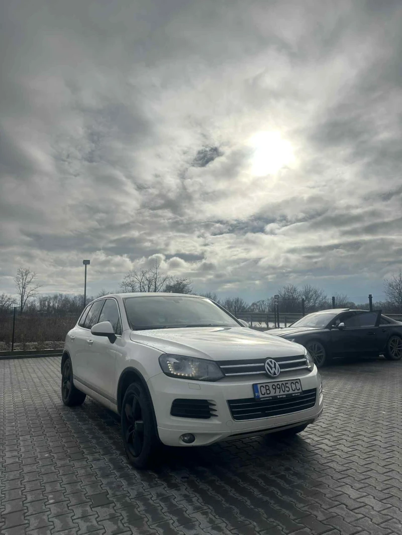 VW Touareg 3.0 tdi v6 blue motion, снимка 3 - Автомобили и джипове - 53370722